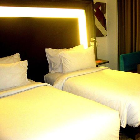 Novotel Bangka Hotel & Convention Center Pangkal Pinang Pokoj fotografie